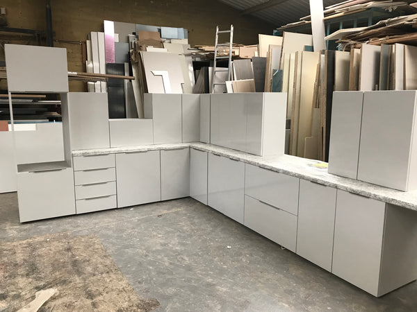 NEW LIGHT GREY GLOSS DISPLAY KITCHEN with Light Grey matching textured units