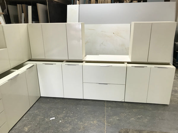 NEW IVORY GLOSS DISPLAY KITCHEN with Ivory matching textured units