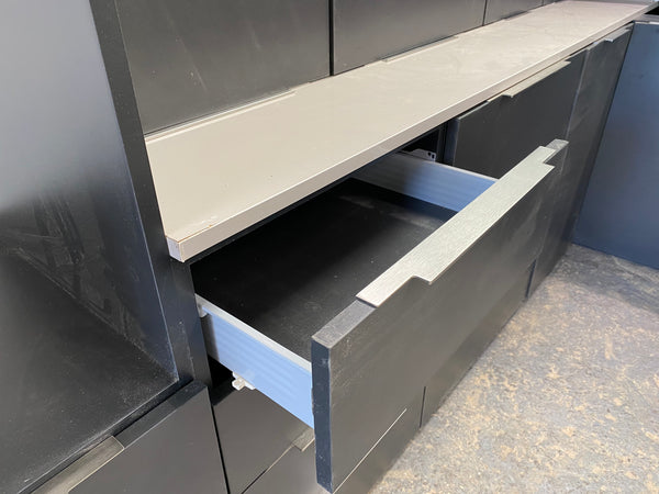 NEW GRAPHITE MATT DISPLAY KITCHEN with Graphite matching textured units