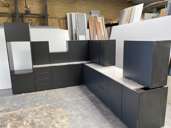 NEW GRAPHITE MATT DISPLAY KITCHEN with Graphite matching textured units