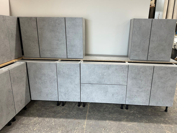 NEW "True Handleless" Premierline Ex-Display Kitchen In LIGHT CHICAGO CONCRETE Door!