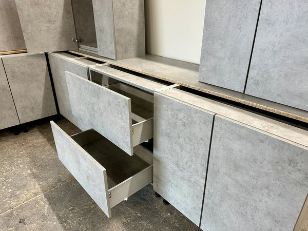 NEW "True Handleless" Premierline Ex-Display Kitchen In LIGHT CHICAGO CONCRETE Door!