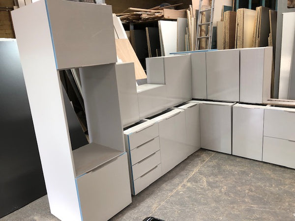 Light Grey Budget Gloss Replacement Kitchen Slab Doors – UK – Made-To-Measure!