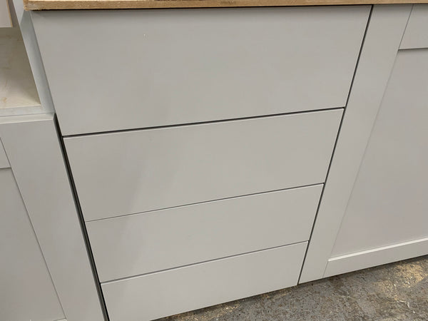 NEW LIGHT GREY SMOOTH SHAKER DISPLAY KITCHEN with Light Grey matching units